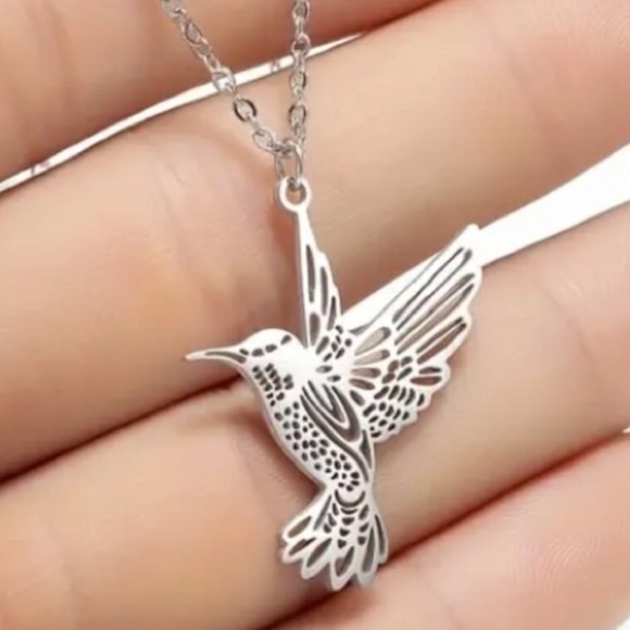 Jewelry - Hummingbird Laser Cut Silver Toned Necklace